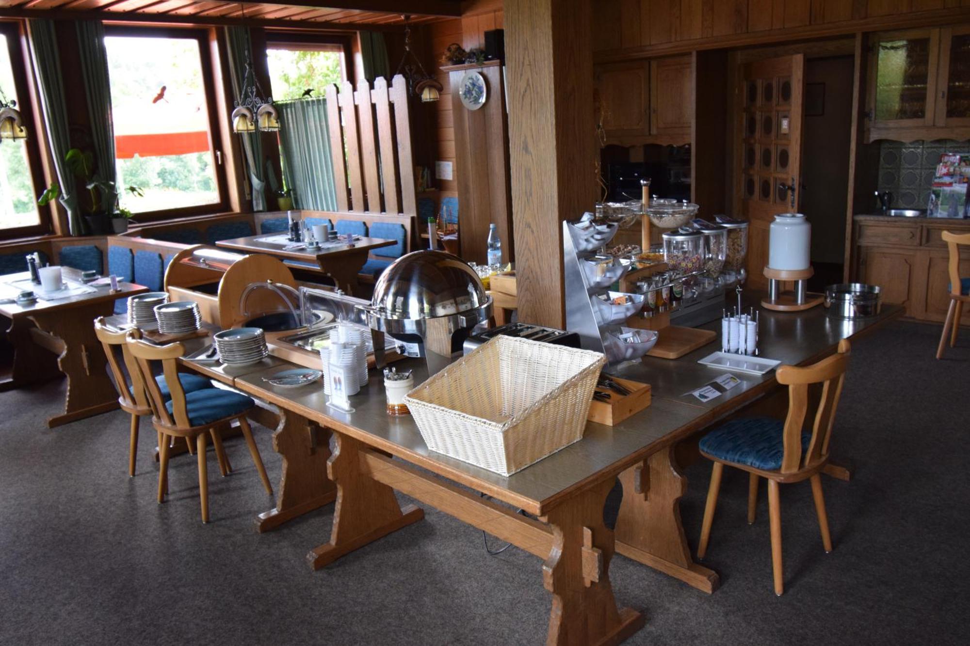 Landhotel Steigerwaldhaus 부르그하스라흐 외부 사진
